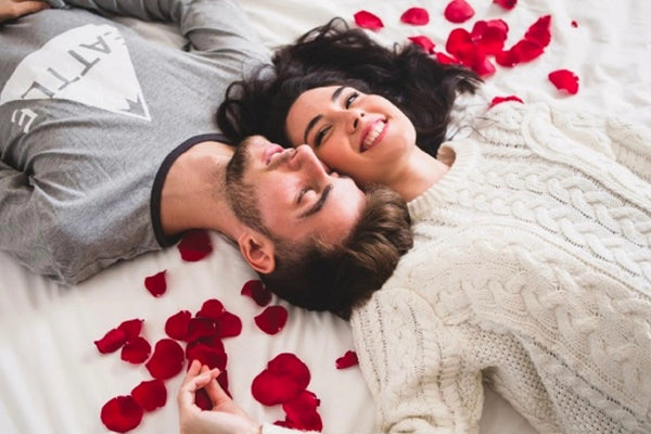 Kadınları Mutlu Etmenin En Güzel Yolları