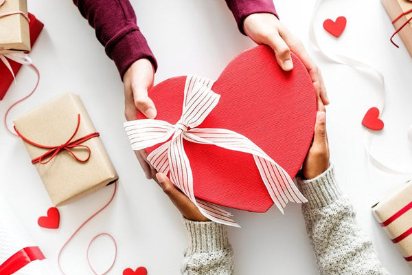 Sevgiliye Özel Hediye Kutusu Fikirleri